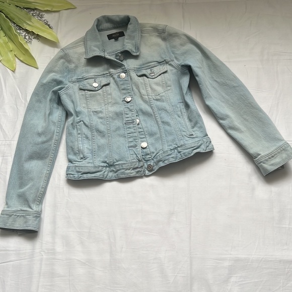 ⭐️j. Crew Indigo Denim Jacket⭐️ - Picture 6 of 14